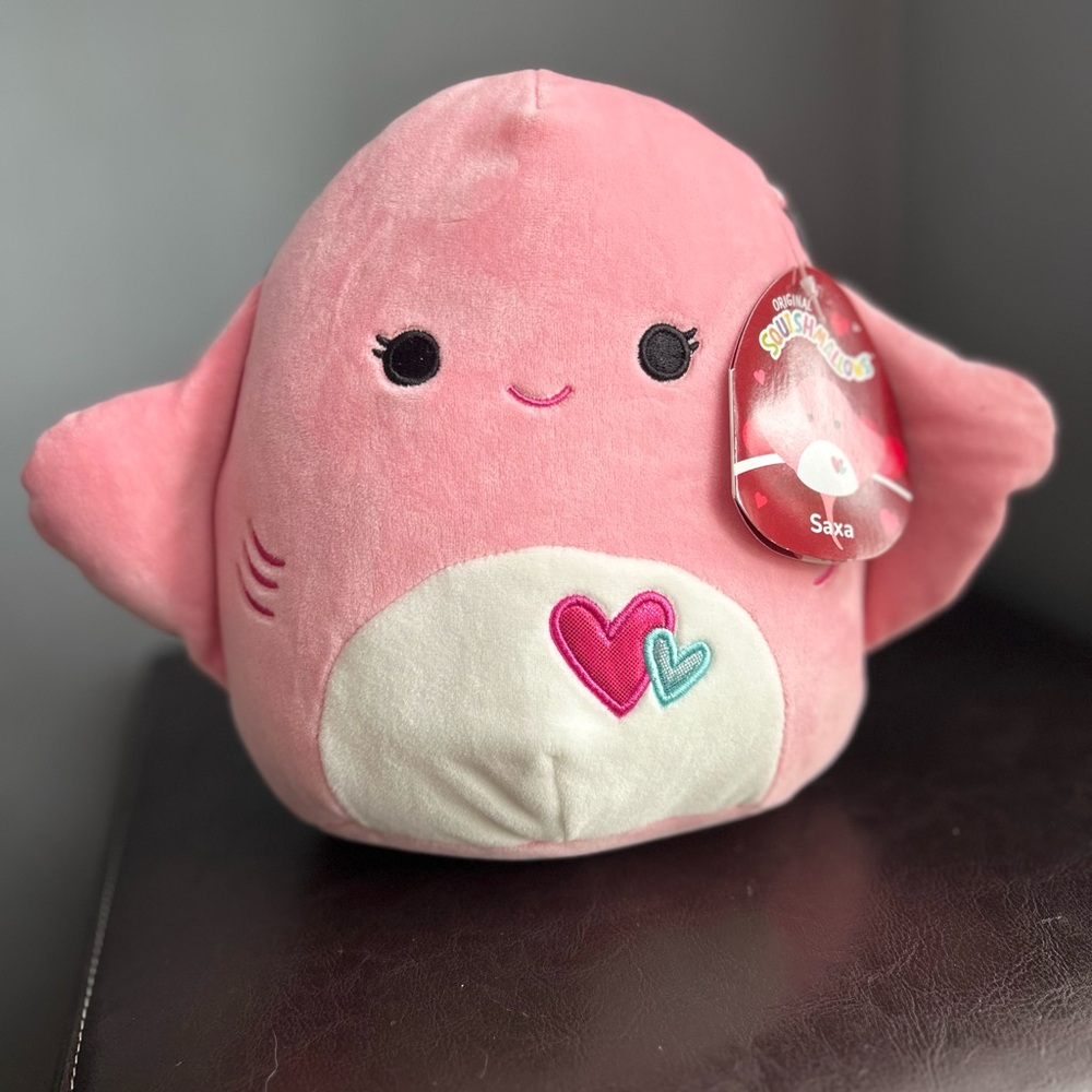 Squishmallows Pink Sting Ray Plush Toy - Saxa